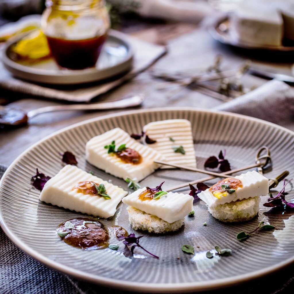 Tapas Bar Portorose, Portorož: Tapas, Istrian Cuisine, Regional Cuisine, Seasonal Cuisine, Seafood, Vegetarian, Sweets, Cocktails, Wine.