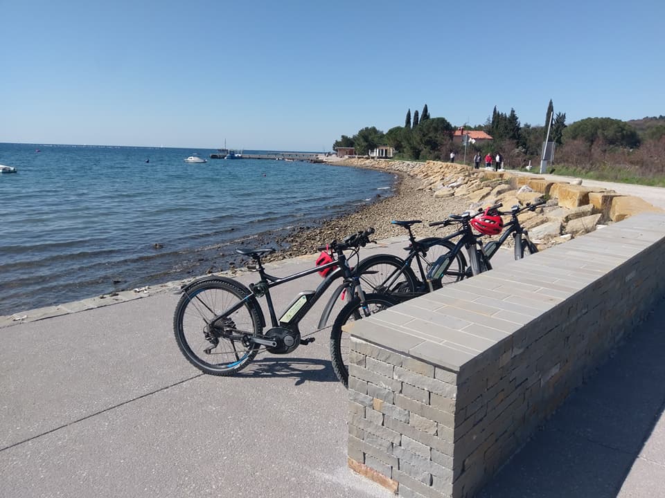 Biking along Piran and Strunjan with the Moon Bay sightseeing. Included local food and wine tasting.
