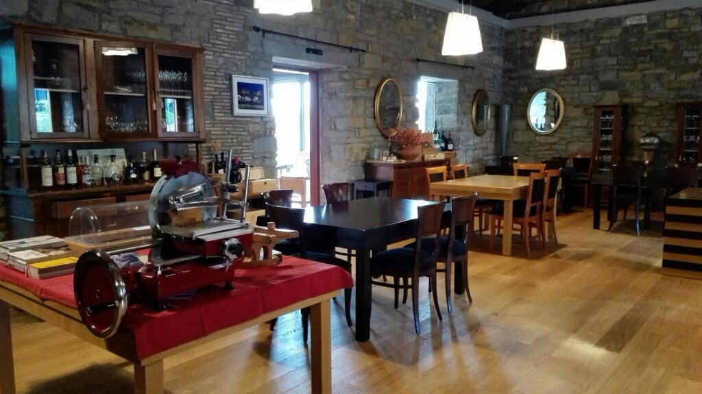 Hisa Torkla - MICHELIN Guide awarded restaurant in Istria: Mediterranean Cuisine, Regional Cuisine, Real Grill, Terrace.