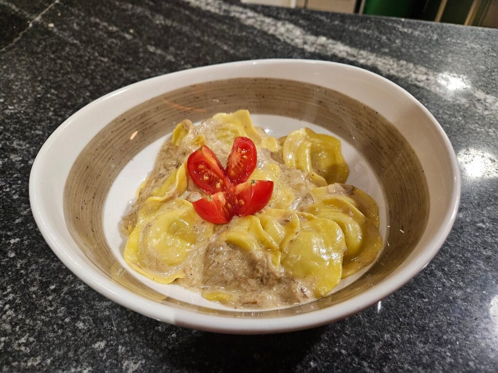 Pizza 33 - Koper, Home delivery - Pizza, Vegetarian-friendly, Mediterranean Cuisine, Seafood