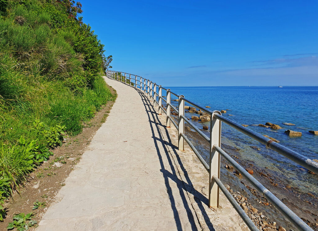 Piran beaches - Beaches between Fiesa and Piran.