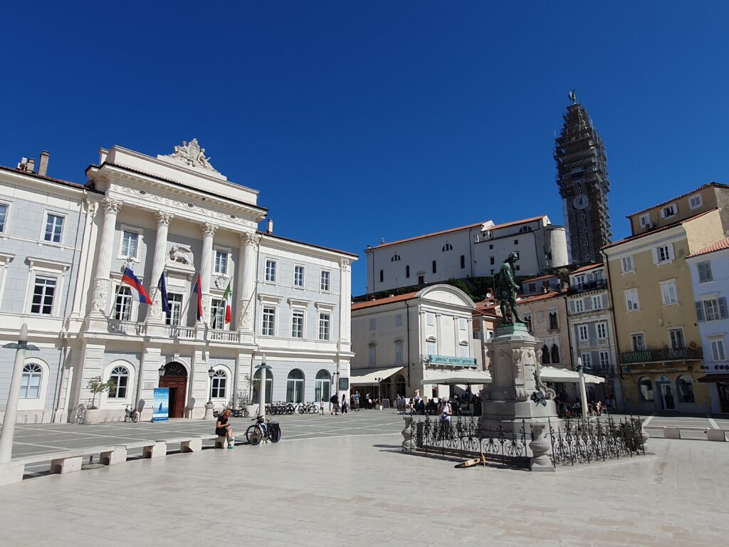 Hiking in Piran, hiking from Lake Fiesa to Piran