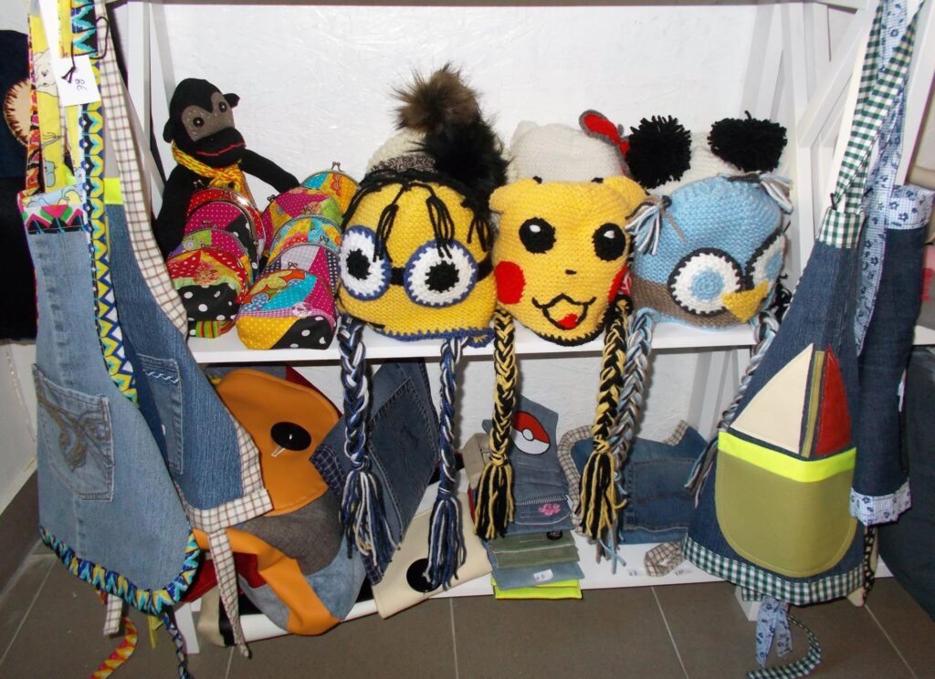 Izola shopping, creations made by Slovenian artist