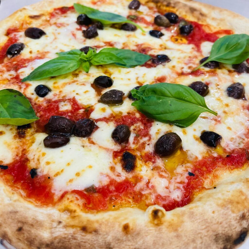 Restaurants in Trieste ITALY - Pizzeria Tutta n'ata Storia - Trieste